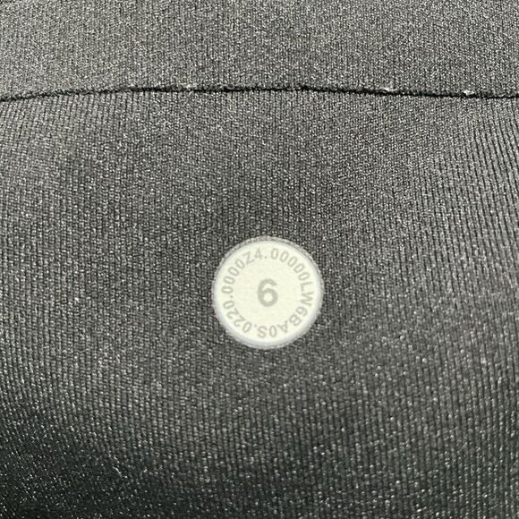 Lululemon Leggings Black Cropped Pull-on 6 - Picture 9 of 11